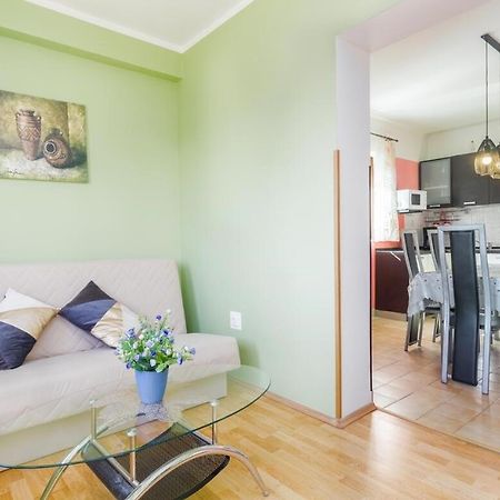 Spacious New App For 5 Persons, Close Beach&City Porec Bagian luar foto