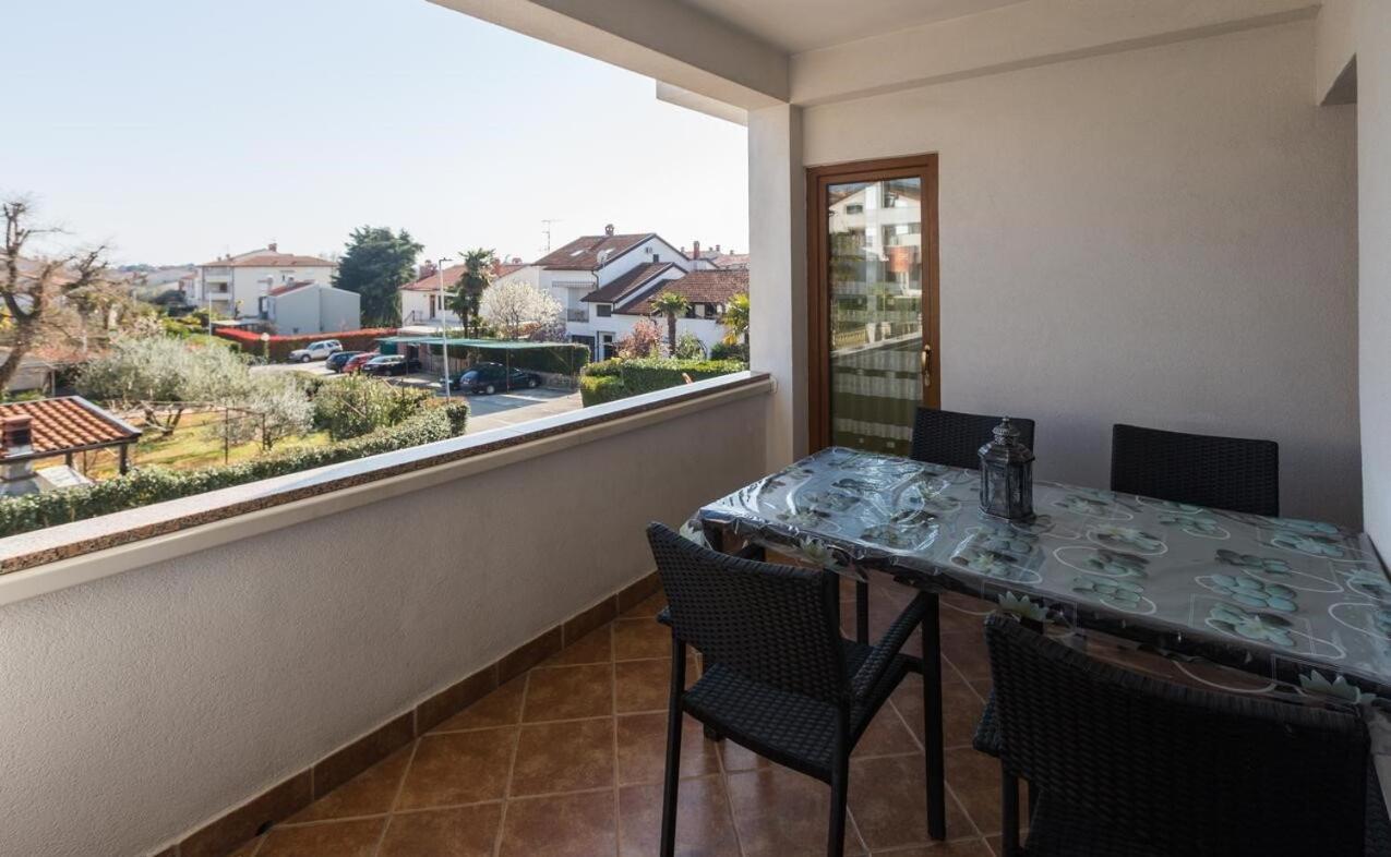 Spacious New App For 5 Persons, Close Beach&City Porec Bagian luar foto